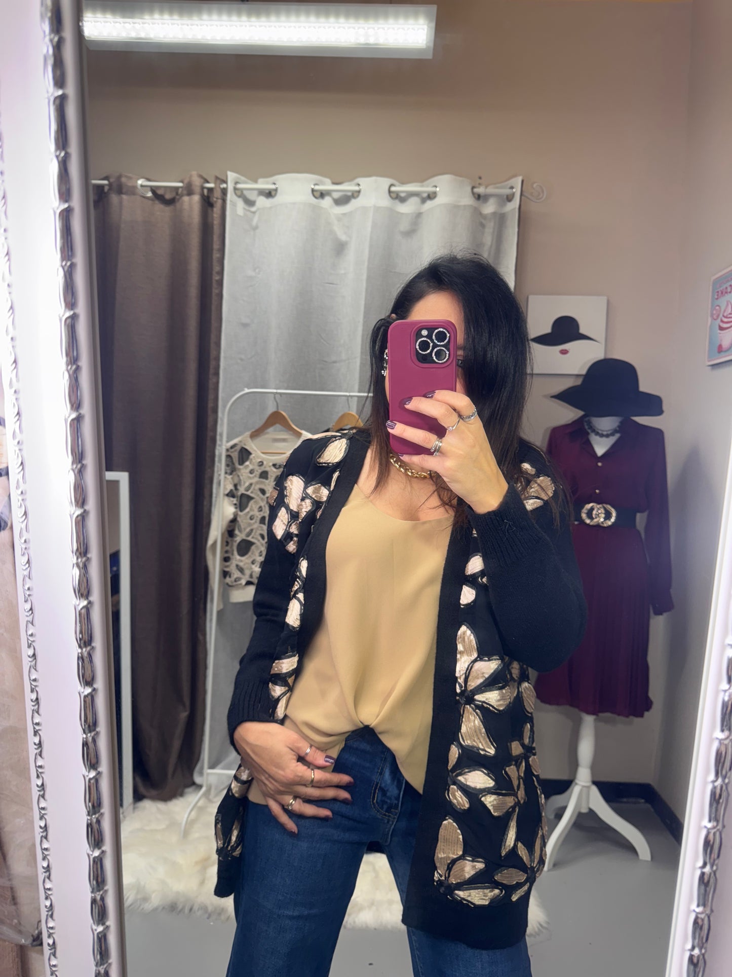 Cardigan Flower