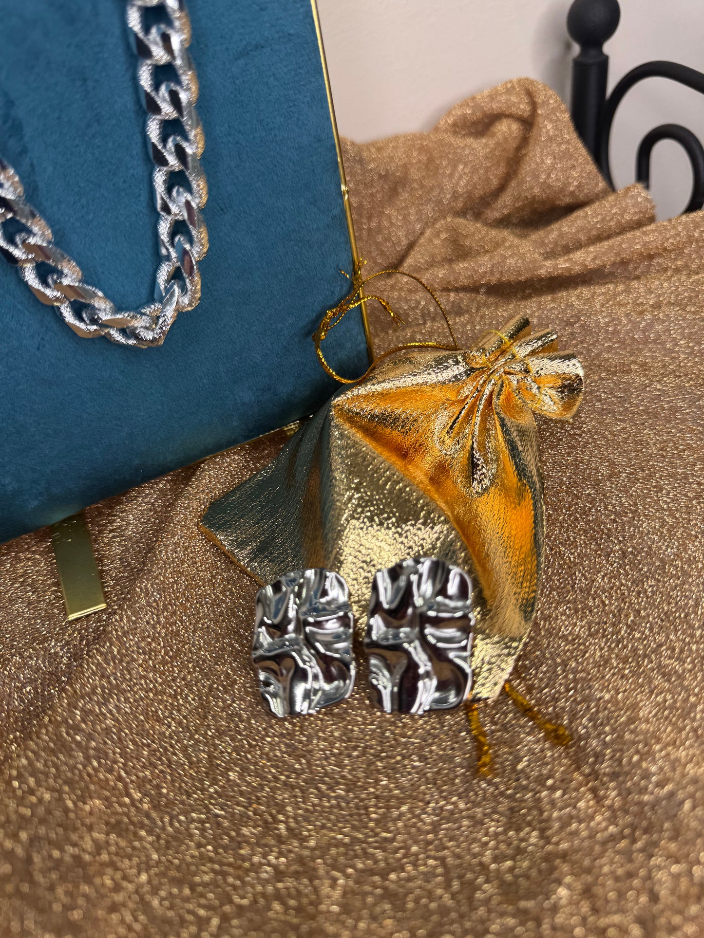 Orecchini martellati argento