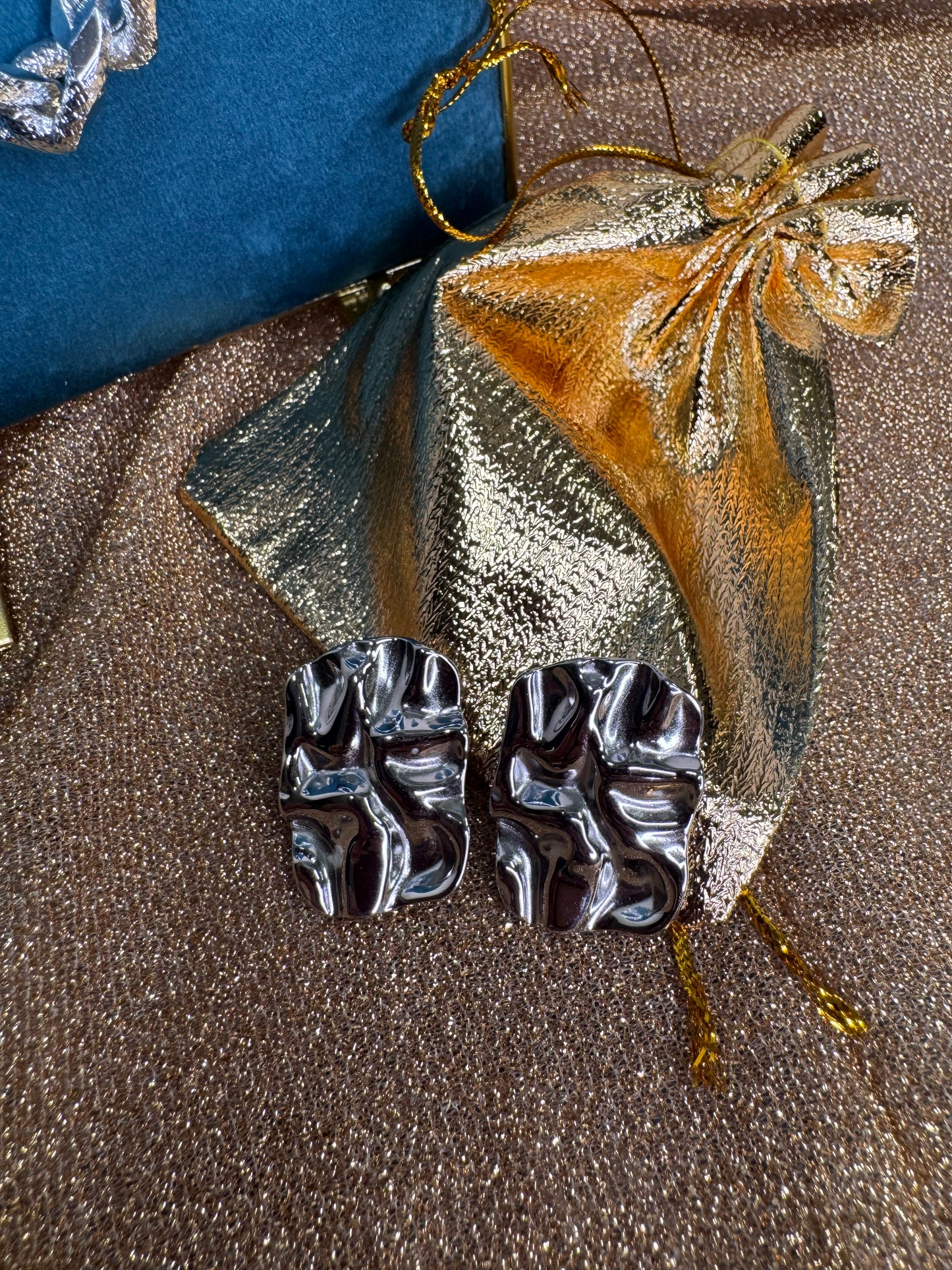 Orecchini martellati argento